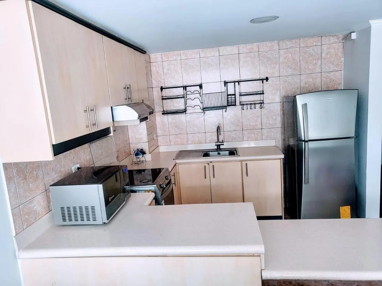 Appartamento Bari, Departamento Moderno En El Sector De La Carolina Quito